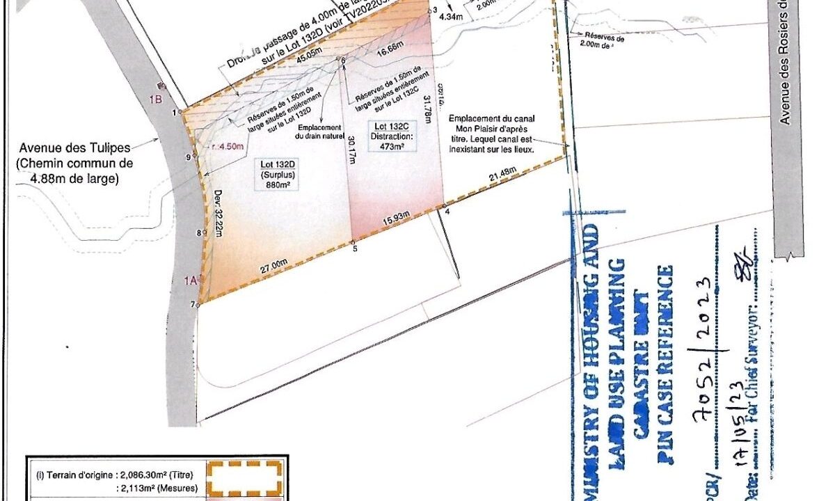 Terrain résidentiel de 440 m² à Albion, en pleine propriété